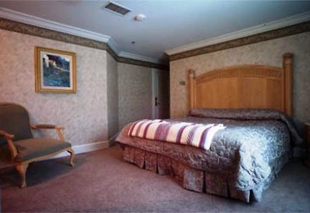 Copperfield Inn North Creek Phòng bức ảnh
